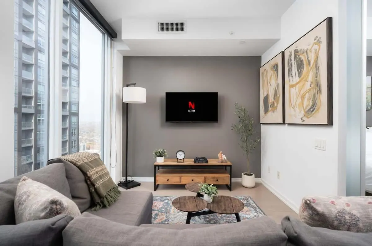 Apartment Sunset Views In Chic Condo By Cn Tower Toronto
